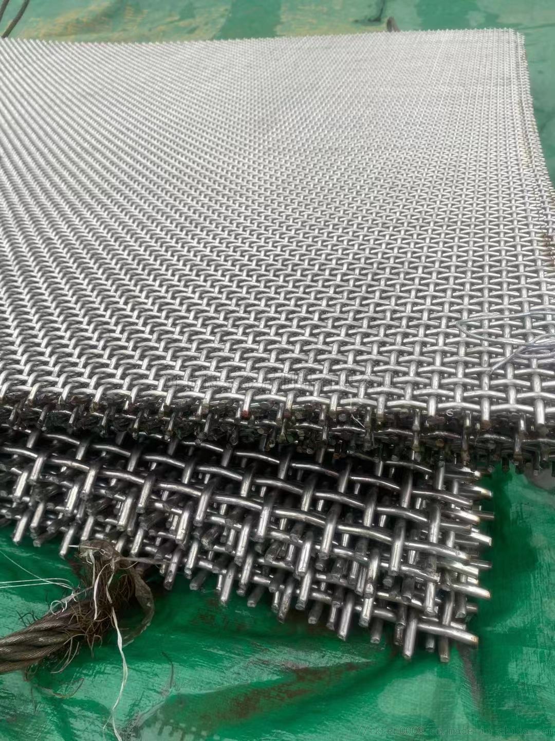 USU304不锈钢网与0Cr18Ni9不锈钢筛网的全面对比解析